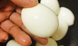 健康美味的糖心鸡蛋饼制作视频分享，让你轻松学会美食烹饪技巧！