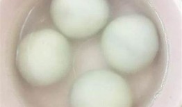 香甜可口的糖心汤圆，带你感受传统美食的魅力与温暖
