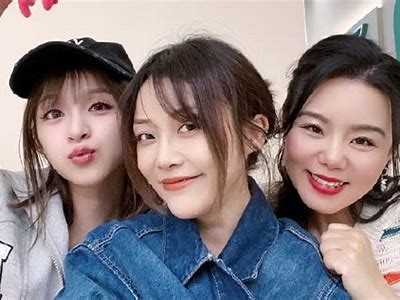 国产糖心演员嘉娜是谁？她的演艺经历解析与个人魅力探索