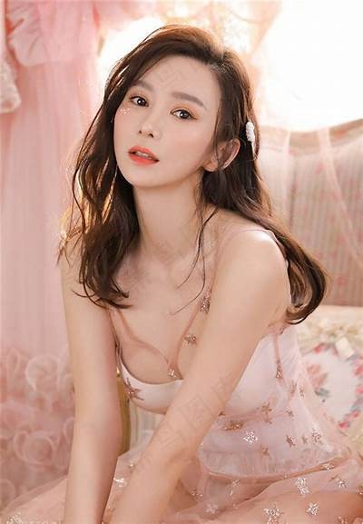 养眼国产糖心美女图片大全，绽放青春魅力与甜美笑容