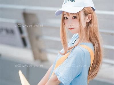 绝美国产糖心cos小可爱，展现甜美魅力与青春活力