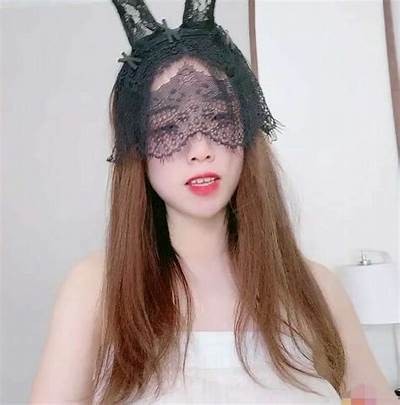 糖心国产白丝洛丽塔：时尚与可爱的完美结合，重塑你的衣橱风格！