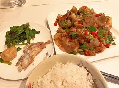 “锅锅酱糖心：美味新选择，在线购买尽享甜蜜滋味！”